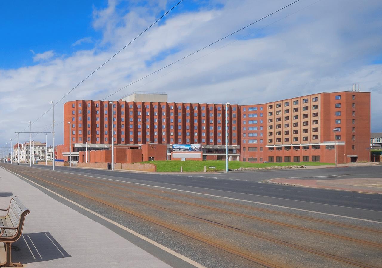 布莱克浦大酒店 黑潭 外观 照片 The hotel in 2017